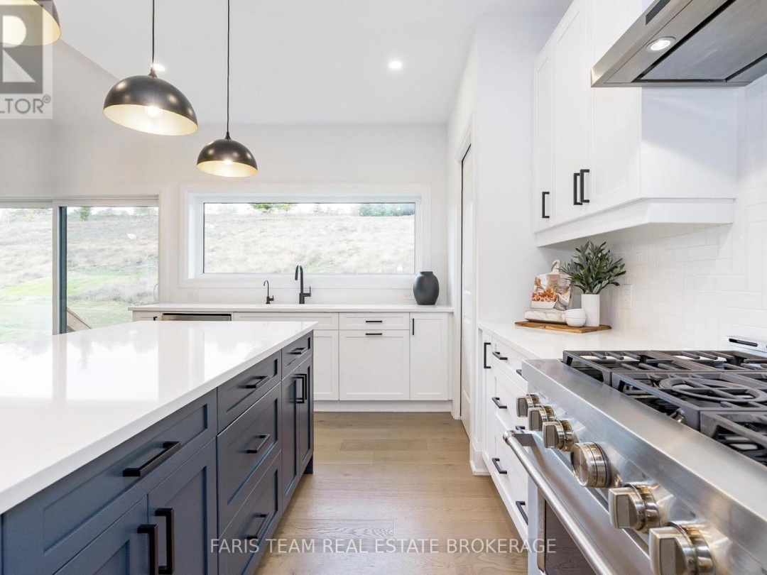 17 CLYDESDALE COURT, 