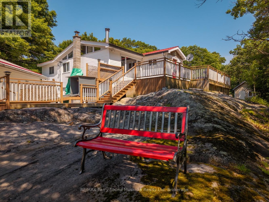 124 PINEWOOD ROAD, 