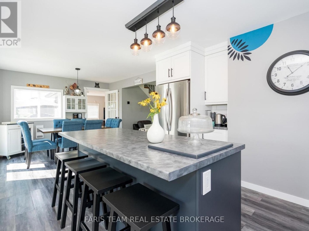 57 PORT SEVERN ROAD N, 