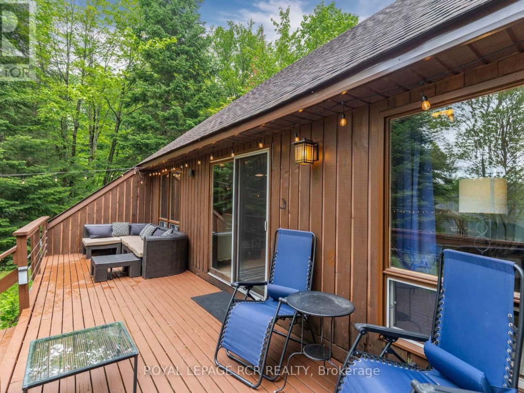 1034 BIRD LAKE CRESCENT, 