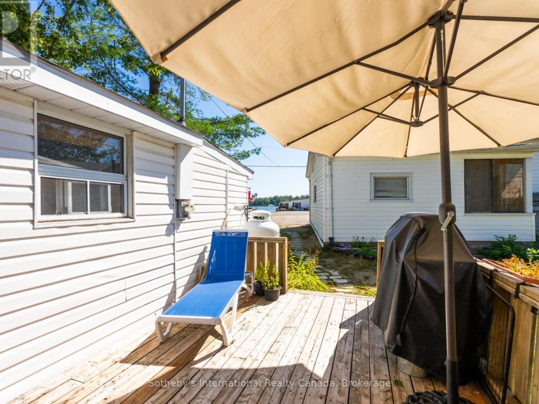 1118 SOUTH KAHSHE LAKE ROAD, 
