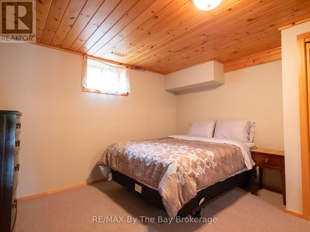 4018 ISLAND 980 / DEER ISLAND, Georgian Bay