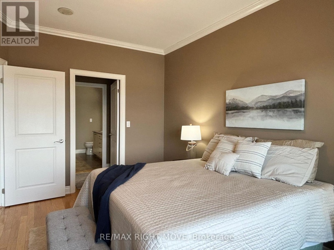 504 - 80 ORCHARD POINT, Lake Simcoe