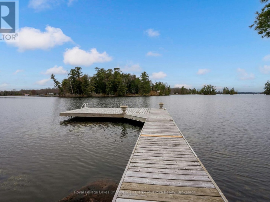 3298 Seydel Lane, Gloucester Pool