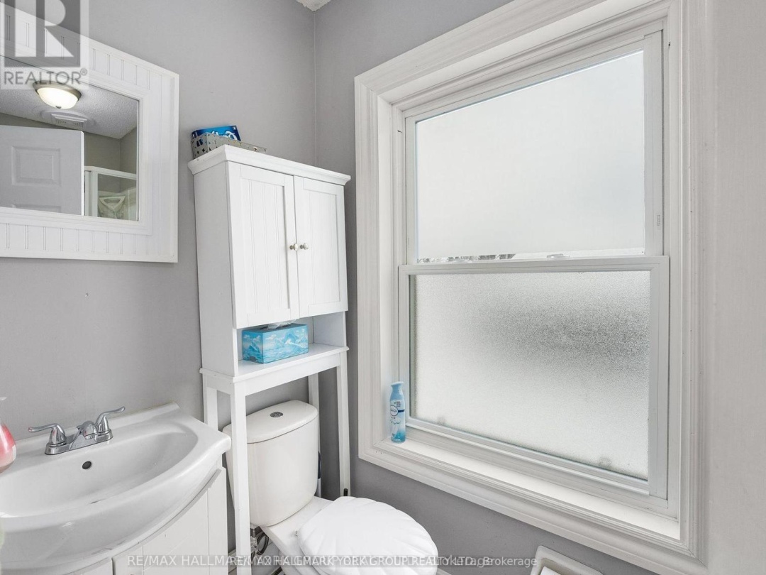 397 Mara Road, Lake Simcoe