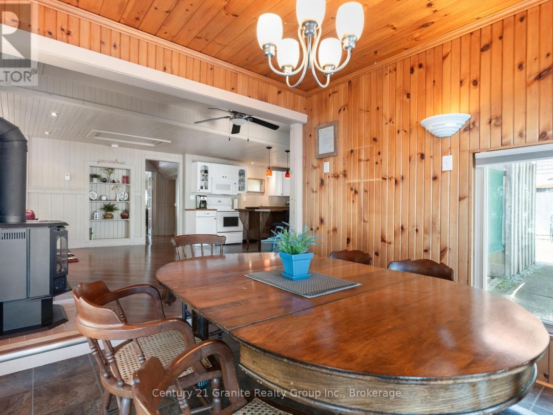 359 Avery Point Road, Dalrymple Lake