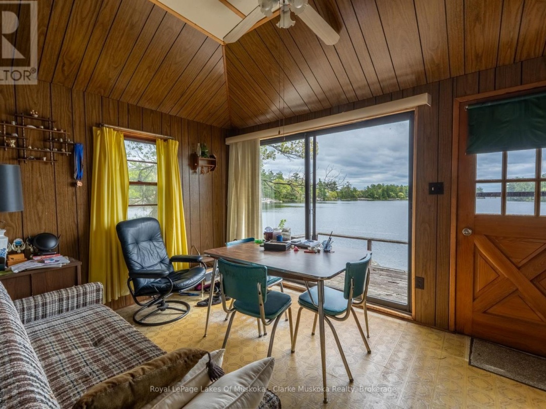134 Pond Road, Six Mile Lake