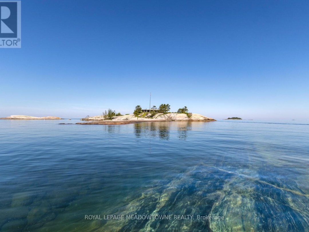 2 3700 THE TABLE ROCK ISLANDS, 