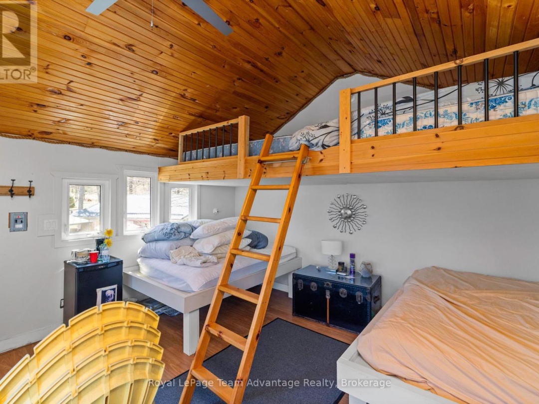 758 Paradise Lane, Georgian Bay