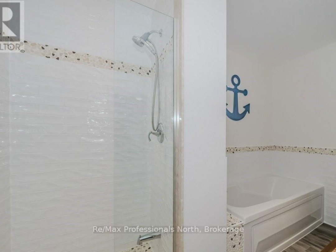 208 - 130 STEAMSHIP BAY ROAD, 