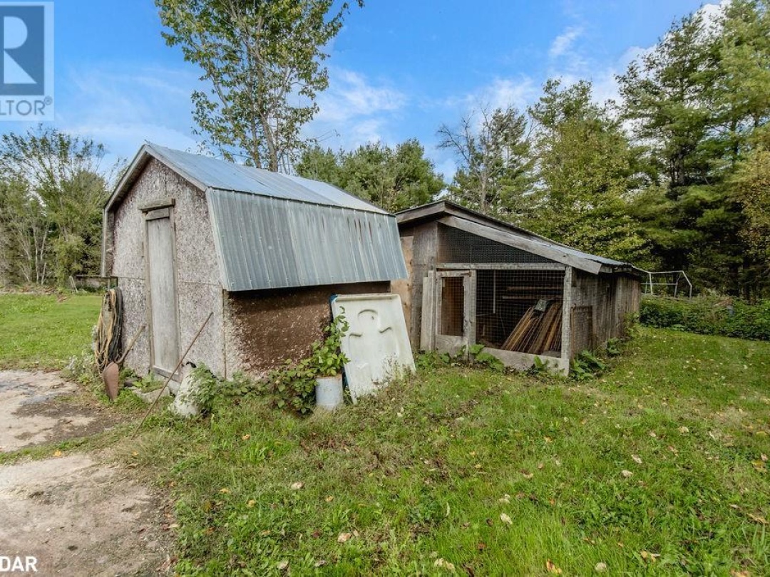 776 Monck Road 45, Head River