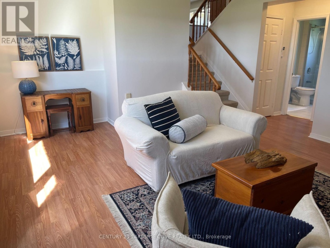 121 Bayshore Drive, Lake Simcoe