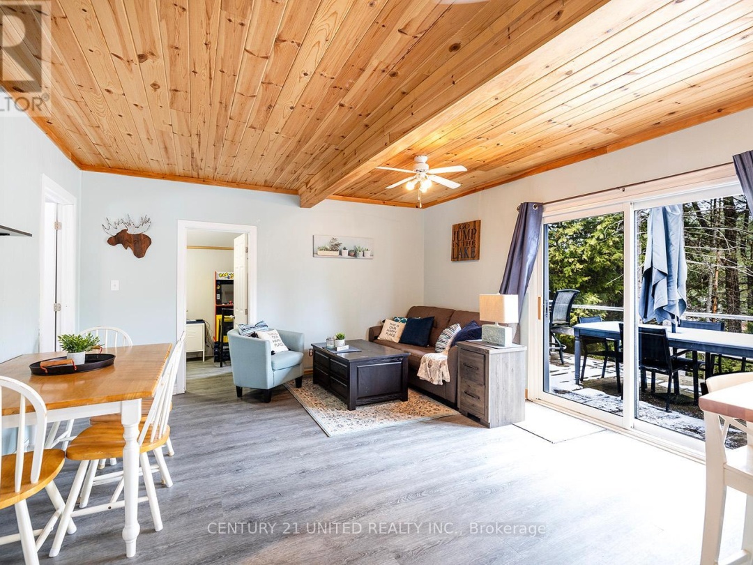 11085 Gull River, Gull Lake