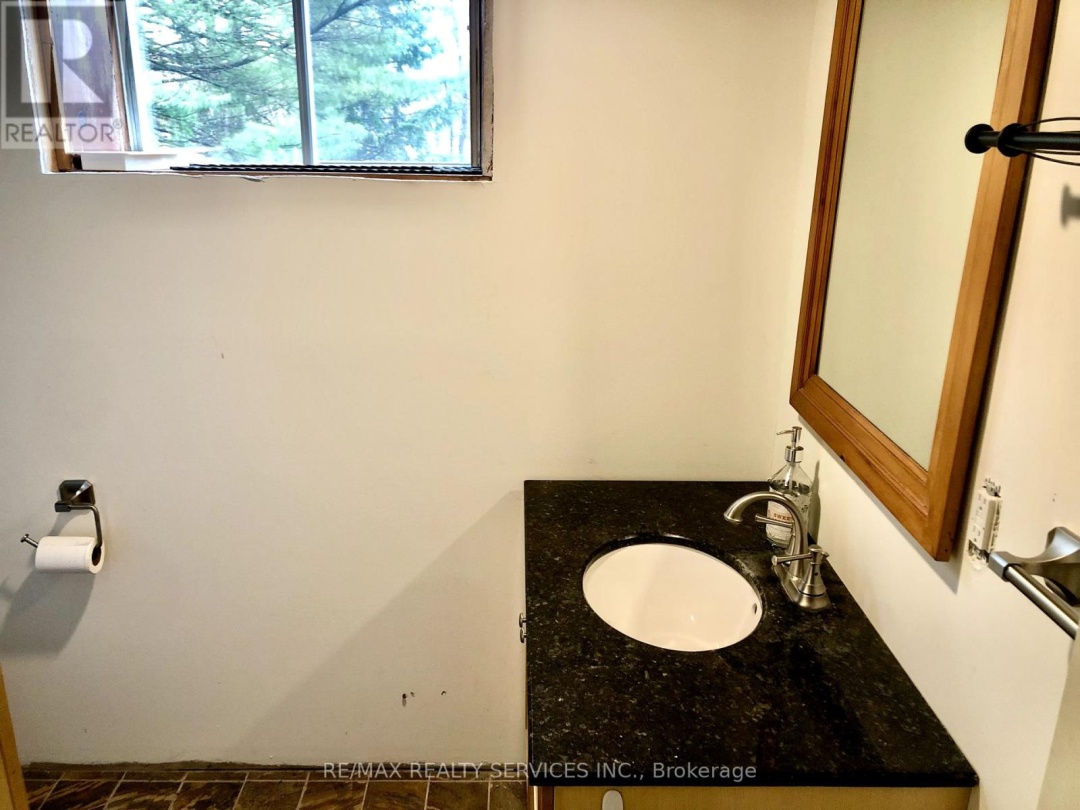 8570 Hwy 12, Oro-Medonte