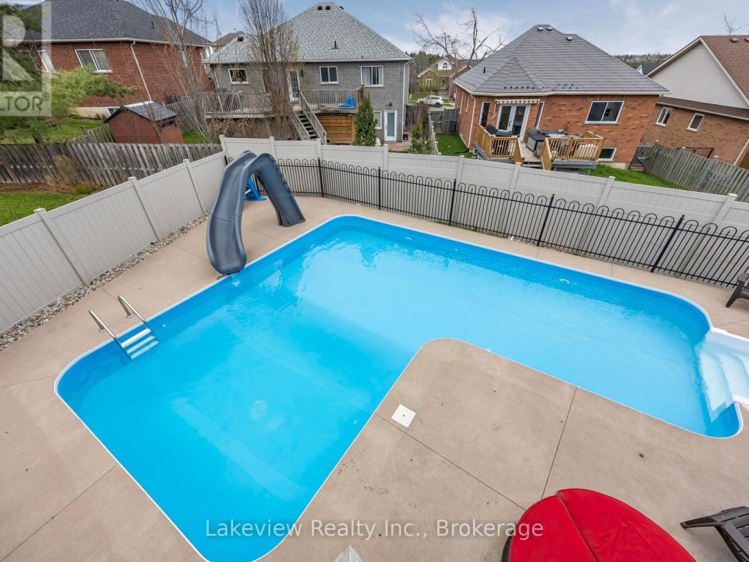 31 CLEOPATRA COURT, Orillia