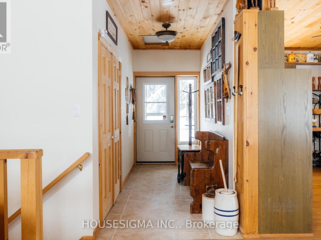 1208 Minnow Drive, Kennisis Lake