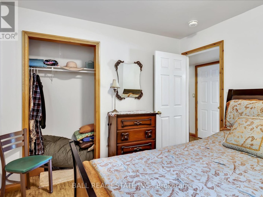 1330 COUNTY RD 49, 