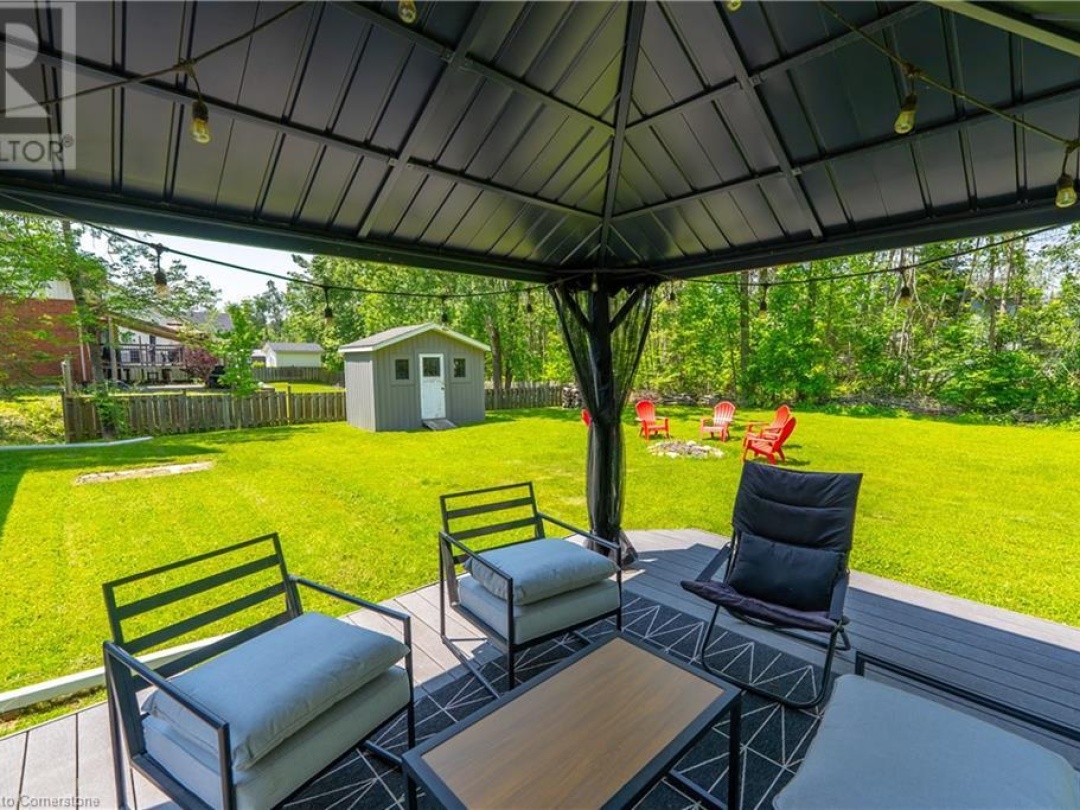 25 BAYVIEW ESTATE Road, 