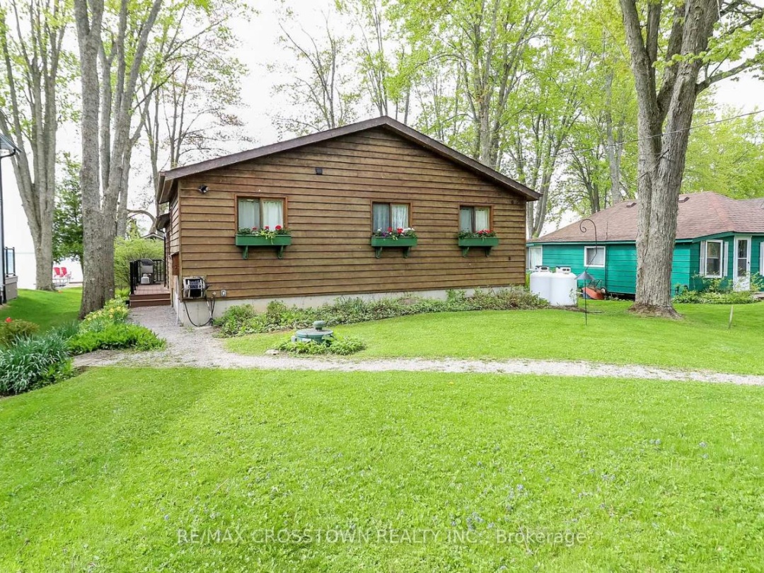 3822 Glenrest Drive, Lake Simcoe