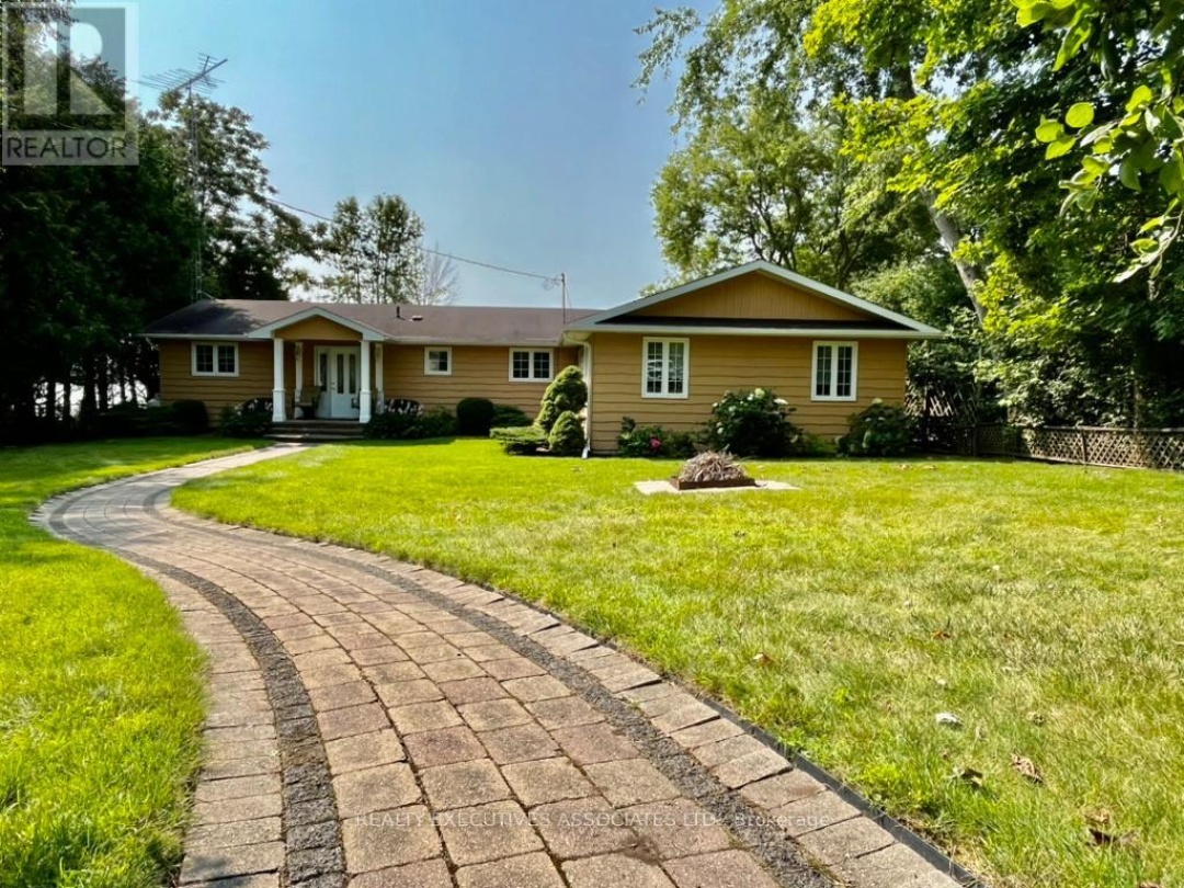 22 Lakeview Boulevard, Lake Scugog