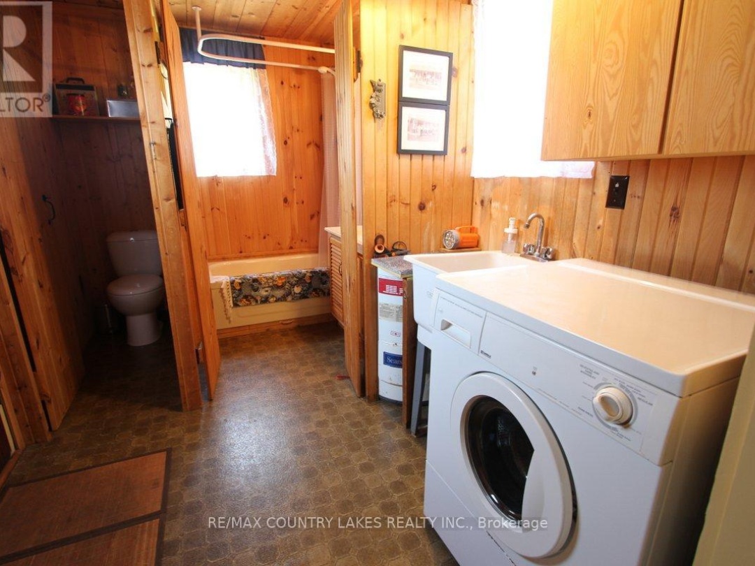 B40854 SOUTH HARBOUR THORAH ISLAND LANE, 