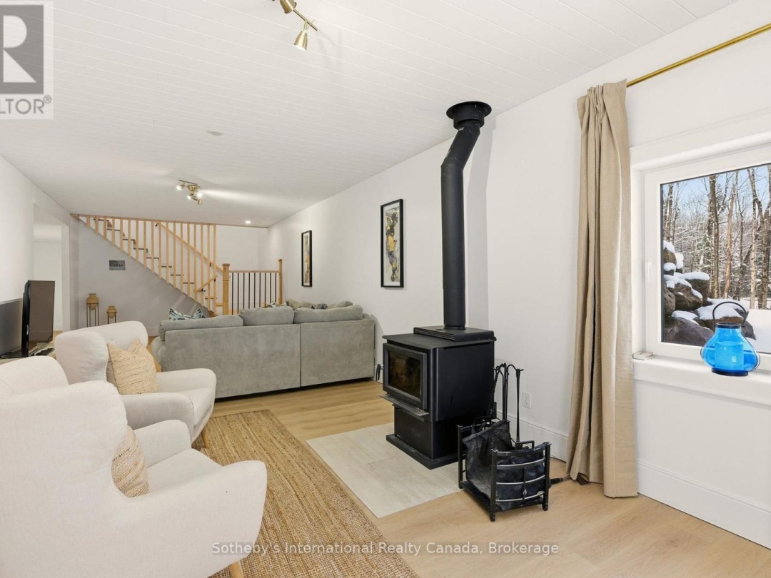 2435 RAVENSCLIFFE ROAD, 