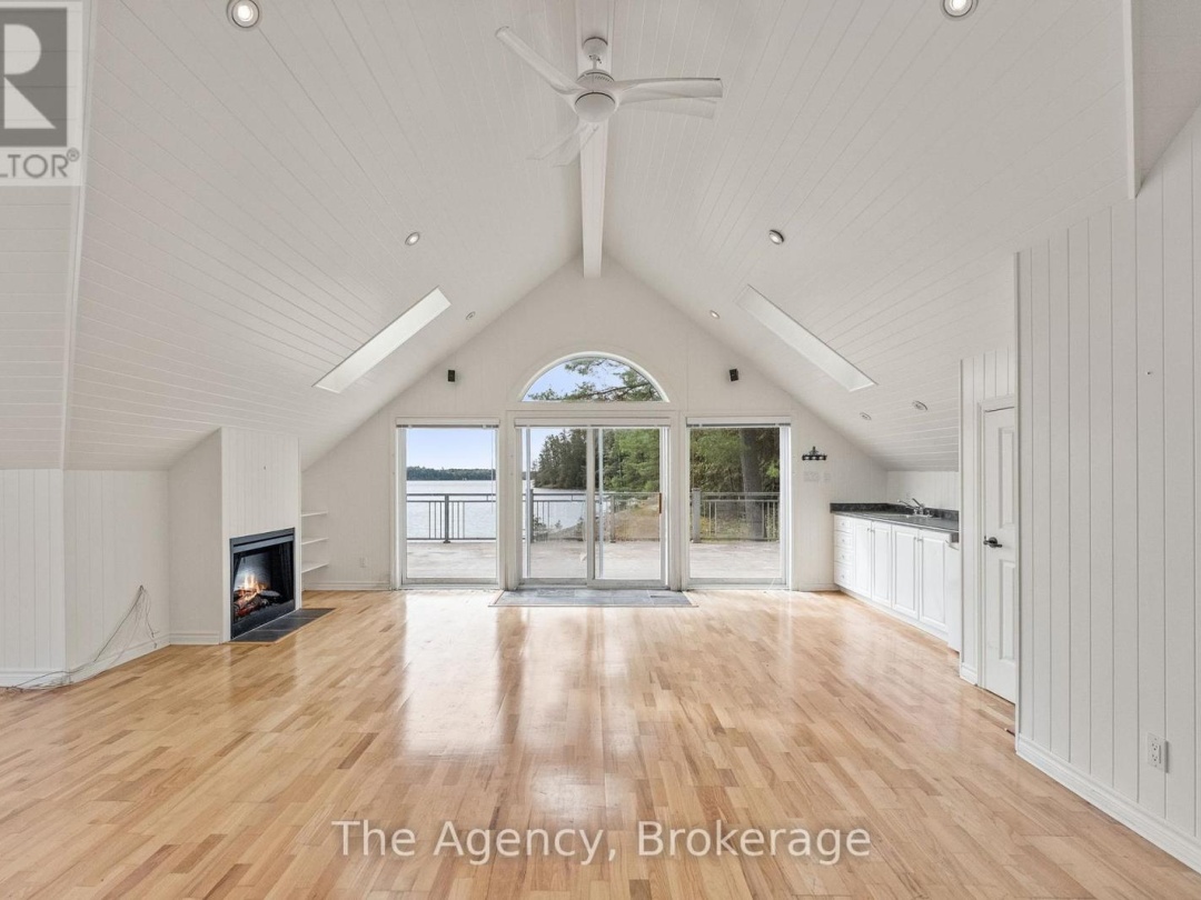 80 Tall Timbers Road, Lake Joseph