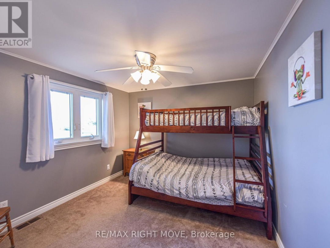 4350 Plum Point Road, Lake Simcoe