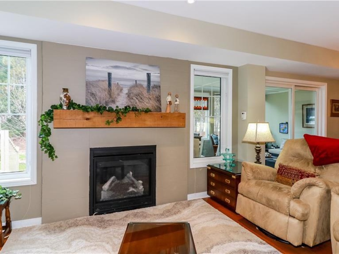 28 MASTERS Crescent, 