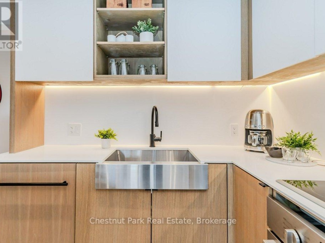 5 - 1023 MILFORD MANOR ROAD, 