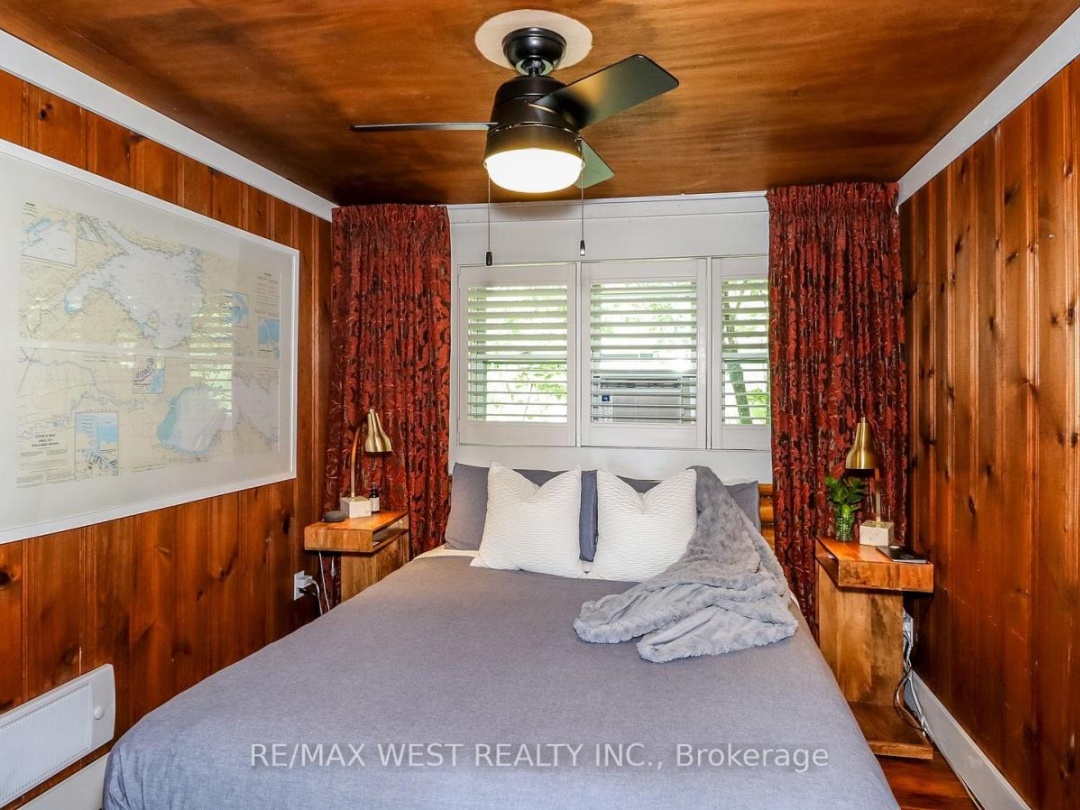 3756 GLENREST DRIVE, 