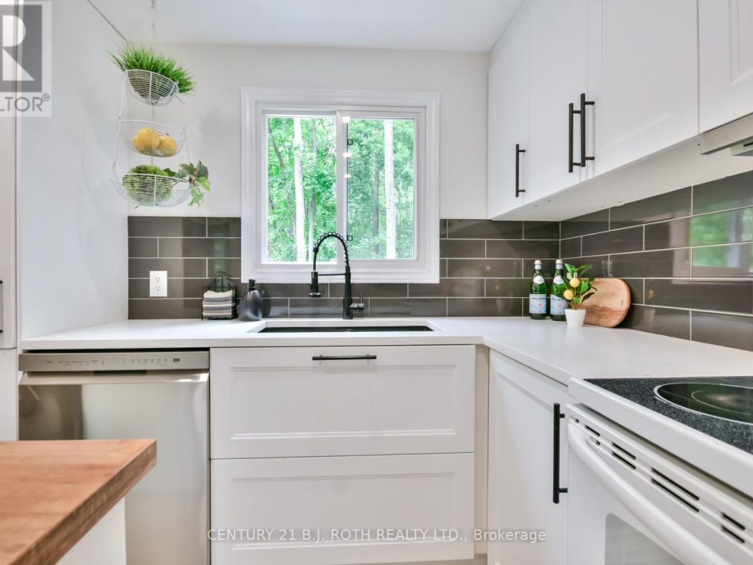 41 HURONWOODS DRIVE, 