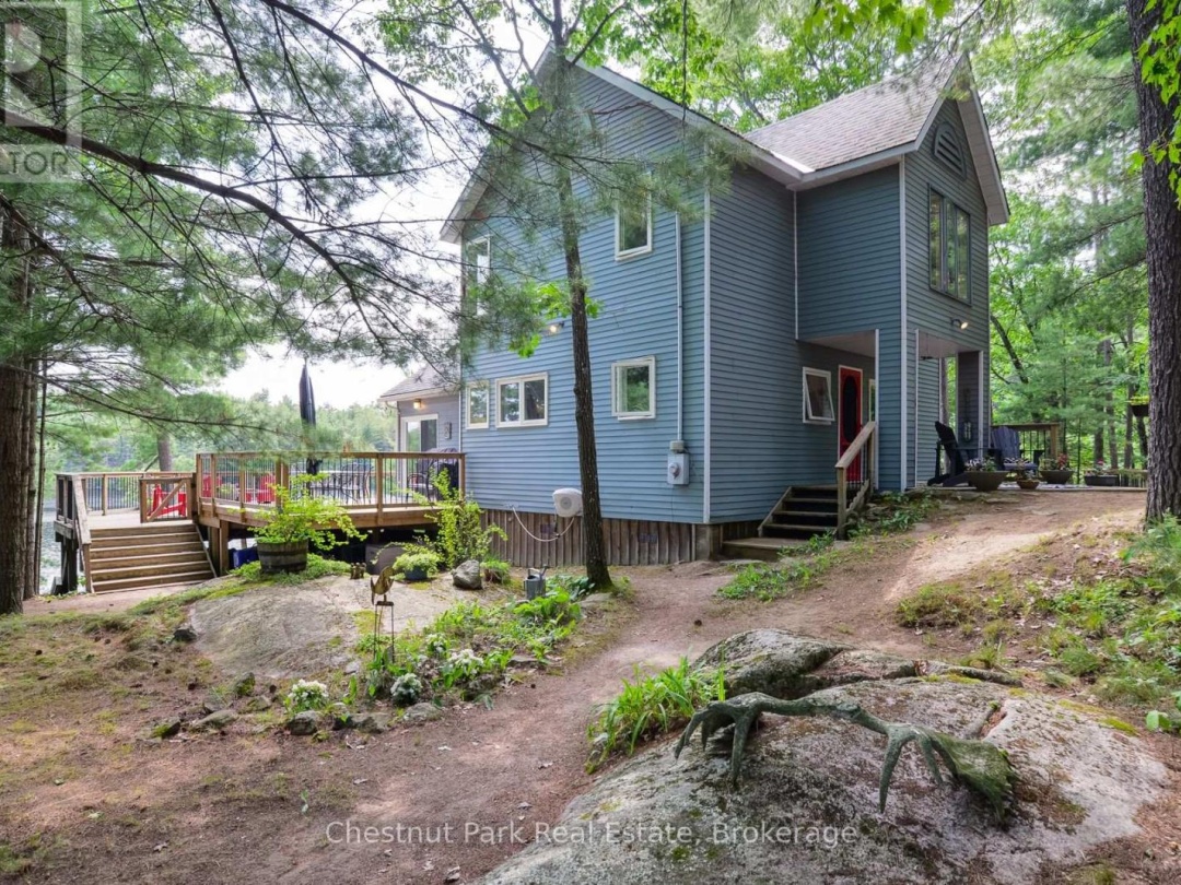 1049 Route 11 Road E, Kahshe Lake