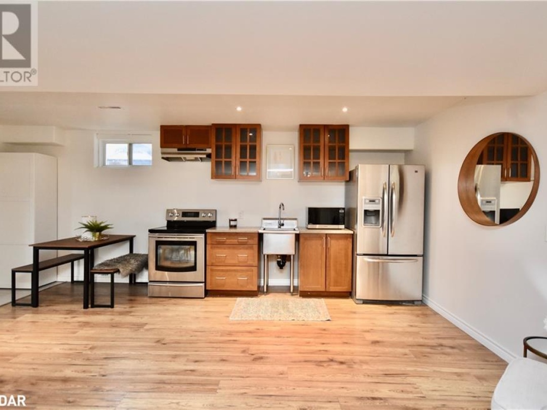 3089 EMPEROR Drive, 