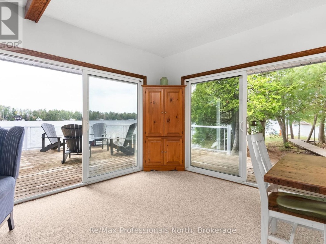 3 4 Mb Henry Island, Lake Muskoka