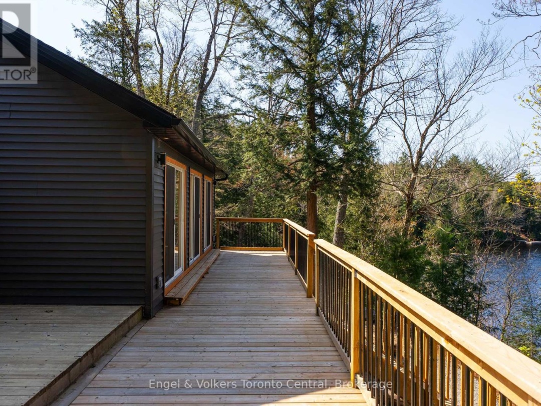 1457 Lake Joseph Road, Mctaggart Lake