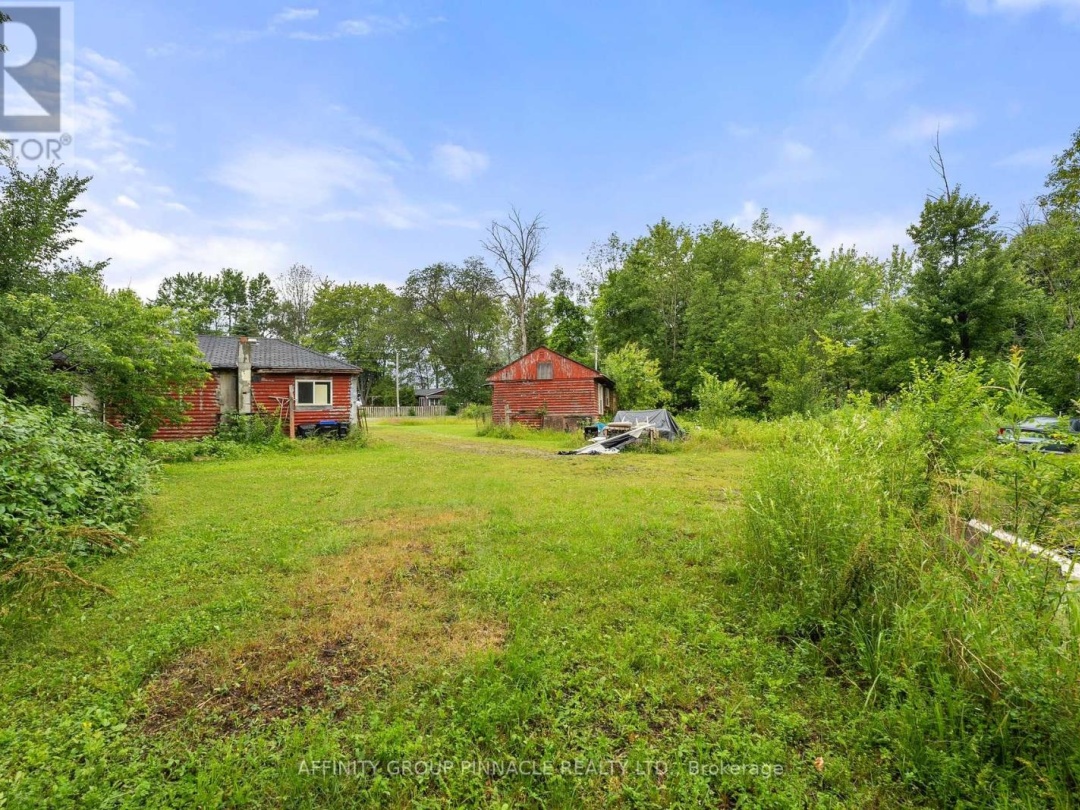1 & 4 2559 Lakeshore Drive, Ramara