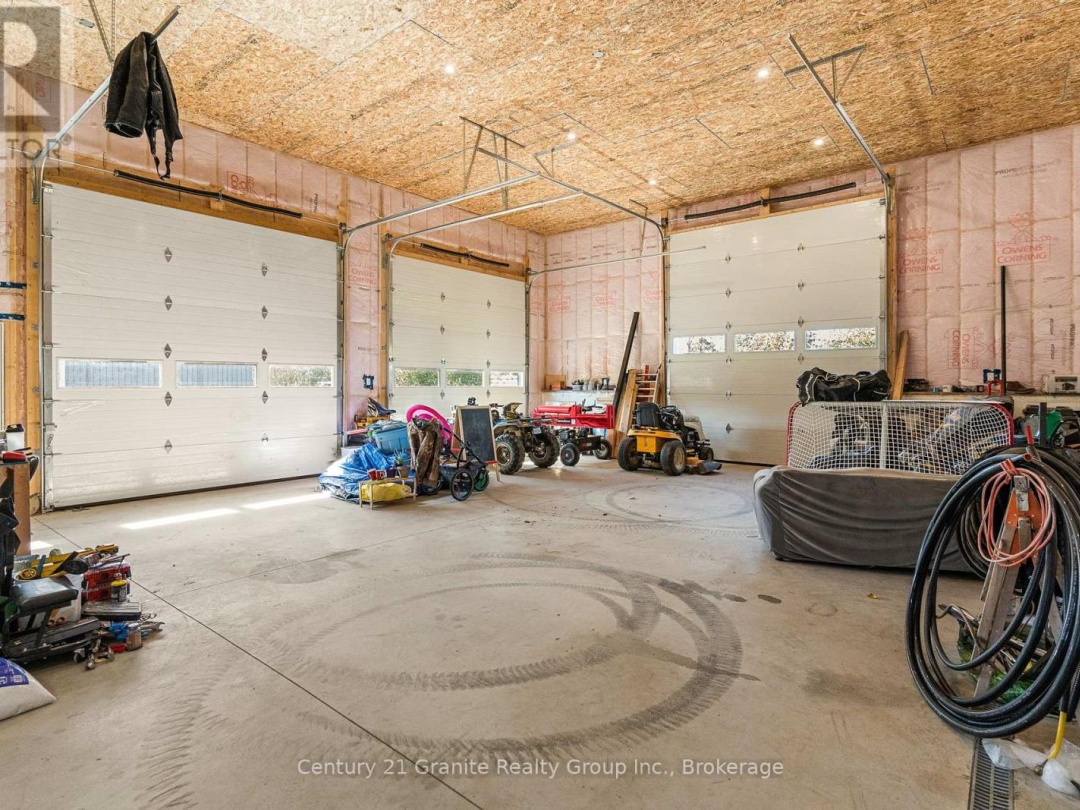 4324 Deep Bay Road, Gull Lake