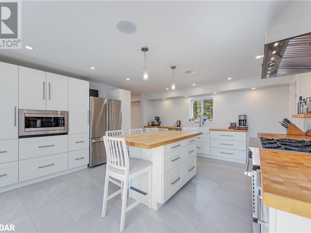 1572 Laughlin Falls Road, Coldwater