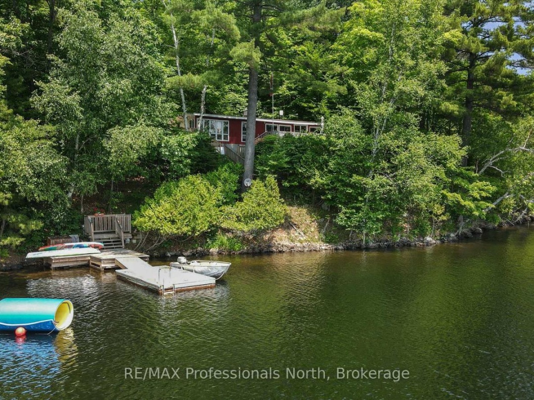 1089 AUTUMN LANE, 