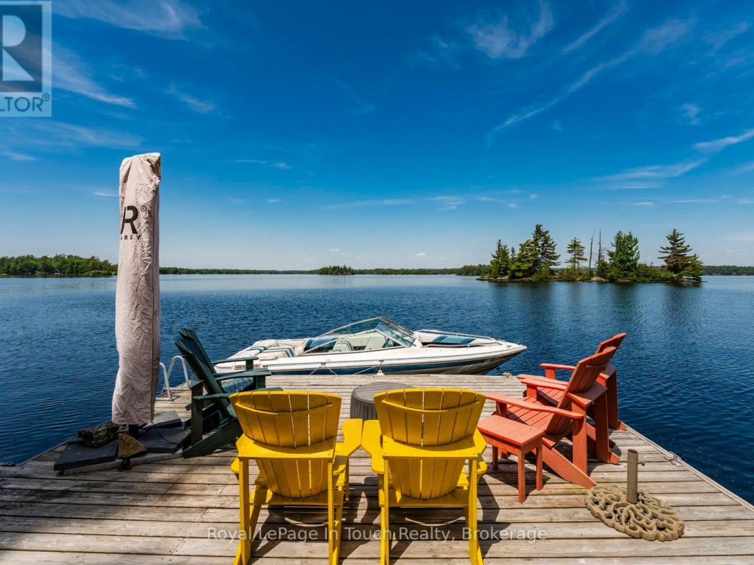 4 IS 270 GEORGIAN BAY ISLAND, 