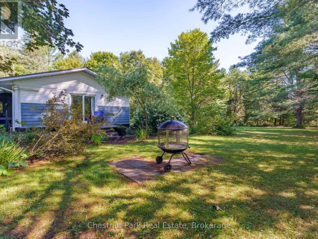 1047 NAISMITH ROAD E, 