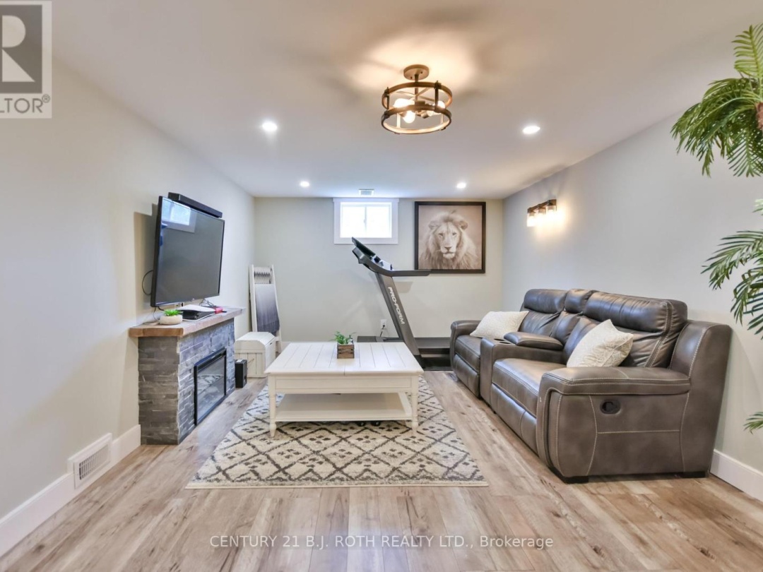 59 SOUTH STREET S, 
