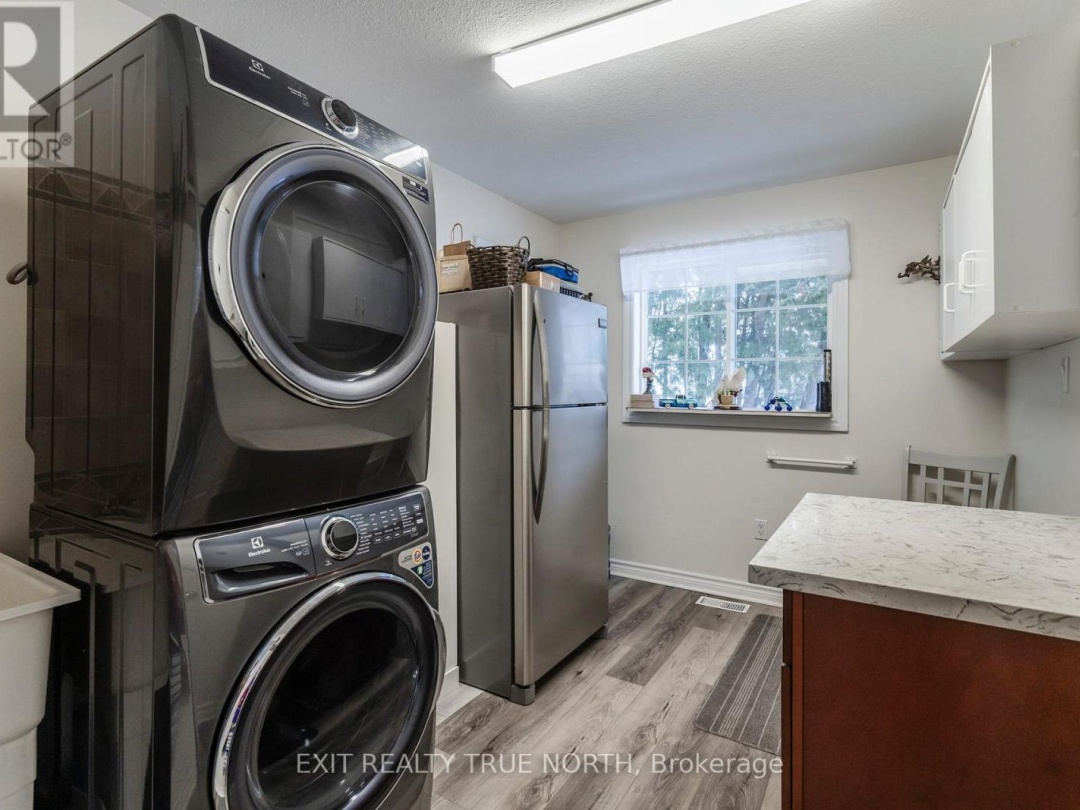 5 Hemlock Avenue, Georgian Bay
