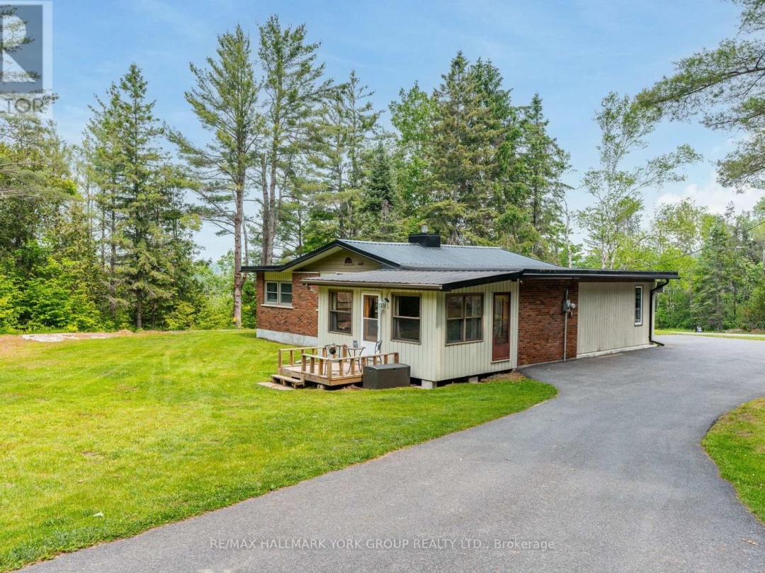 4001 COUNTY 121 ROAD, 