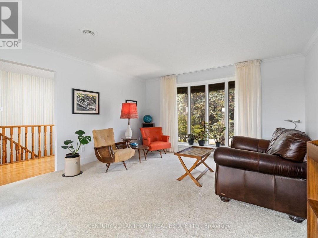 456 OLD SURREY LANE, 