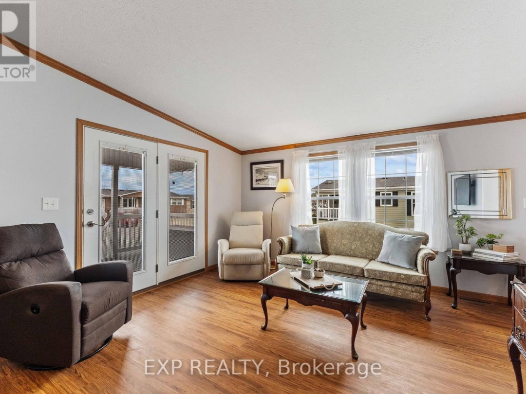 56 CREEKSIDE CIRCLE, 