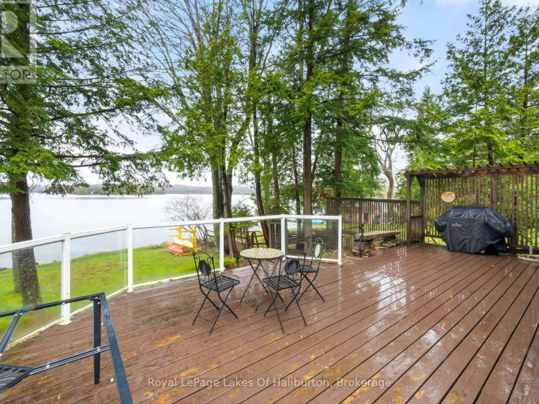 1073 GRASS LAKE ROAD, 