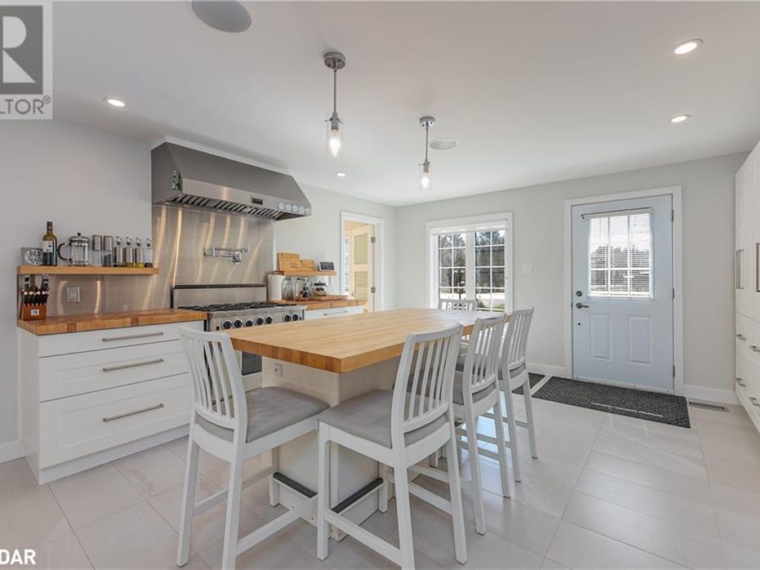 1572 Laughlin Falls Road, Coldwater