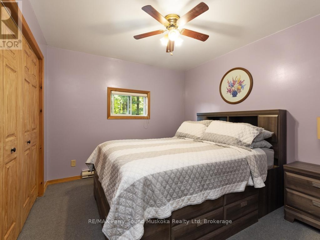 7 Blackstone Lake Road, Blackstone Lake